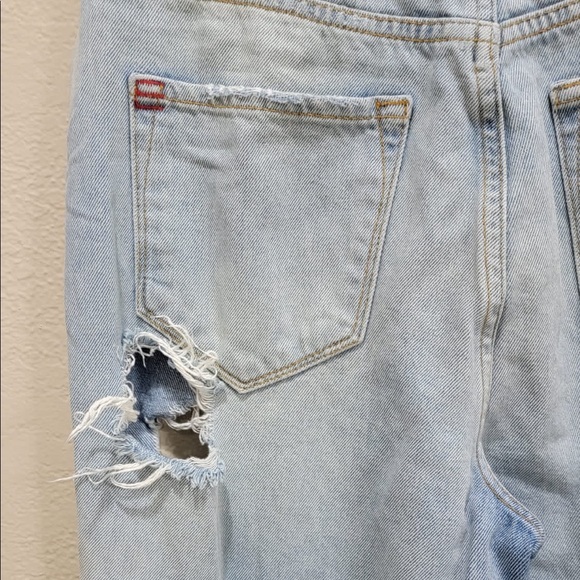 BDG Extreme Destroyed High Waist Jeans size 26 - Picture 4 of 7